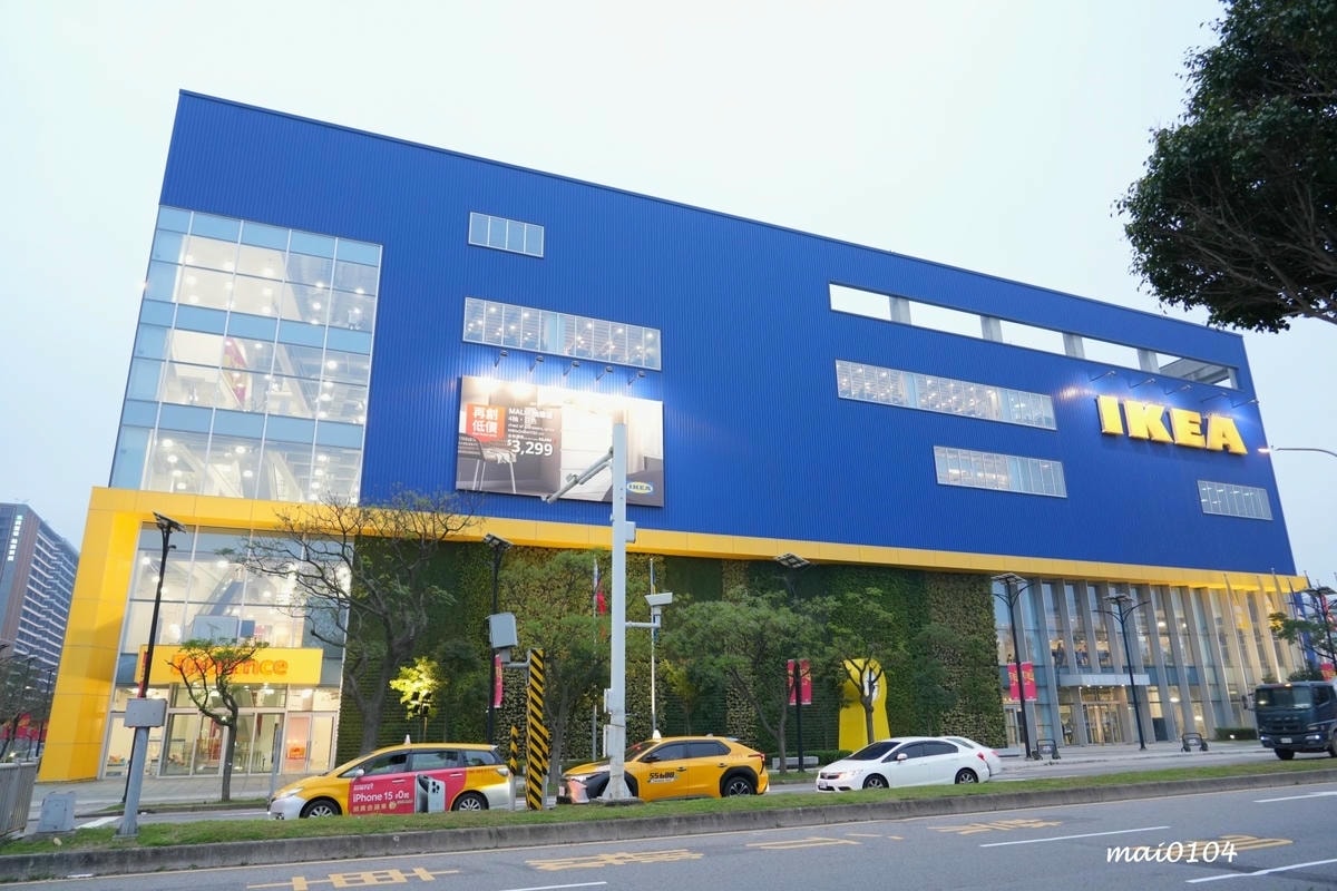 冷飲30、熱飲35元起無限續杯、霜淇淋也只要10元，不限時、