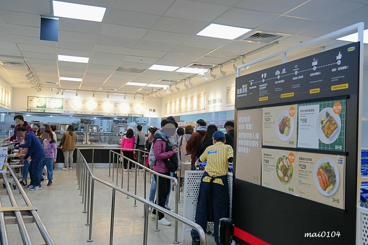 冷飲30、熱飲35元起無限續杯、霜淇淋也只要10元，不限時、