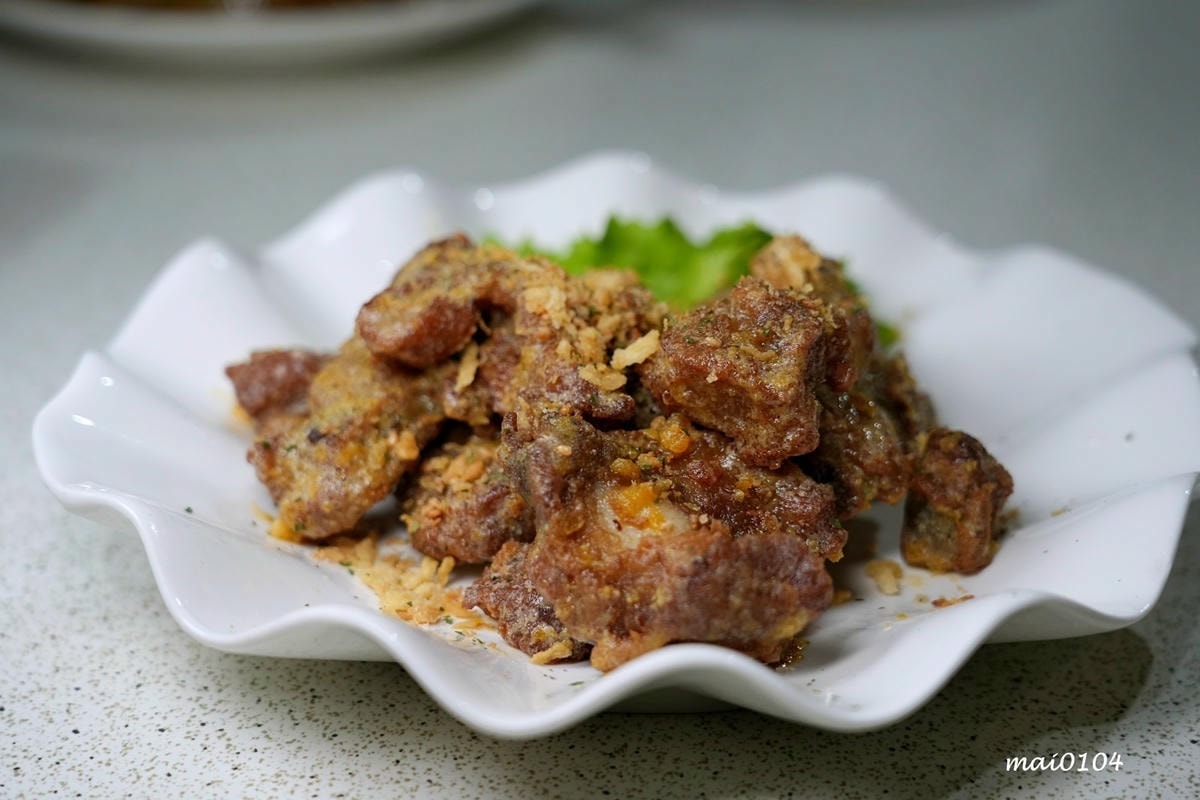 新店美食｜宸軒園粵菜海鮮（中興店）～芋泥香酥鴨、乾炒牛河粉、