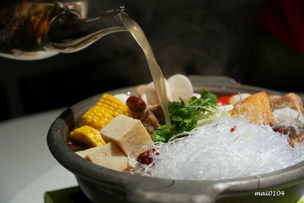 新店美食｜宸軒園粵菜海鮮（中興店）～芋泥香酥鴨、乾炒牛河粉、