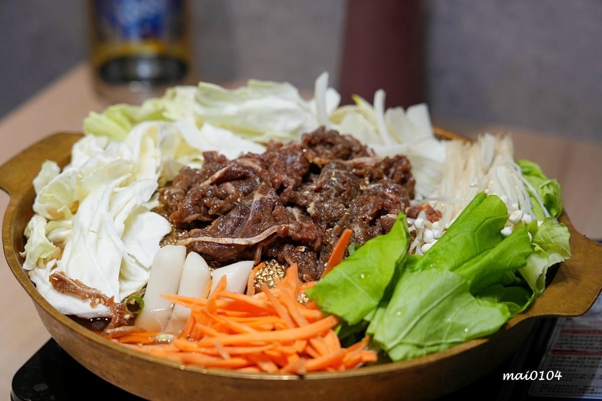 中壢韓式料理推薦｜馬柒韓式料理～麥茶、韓式小菜吃到飽，不收服