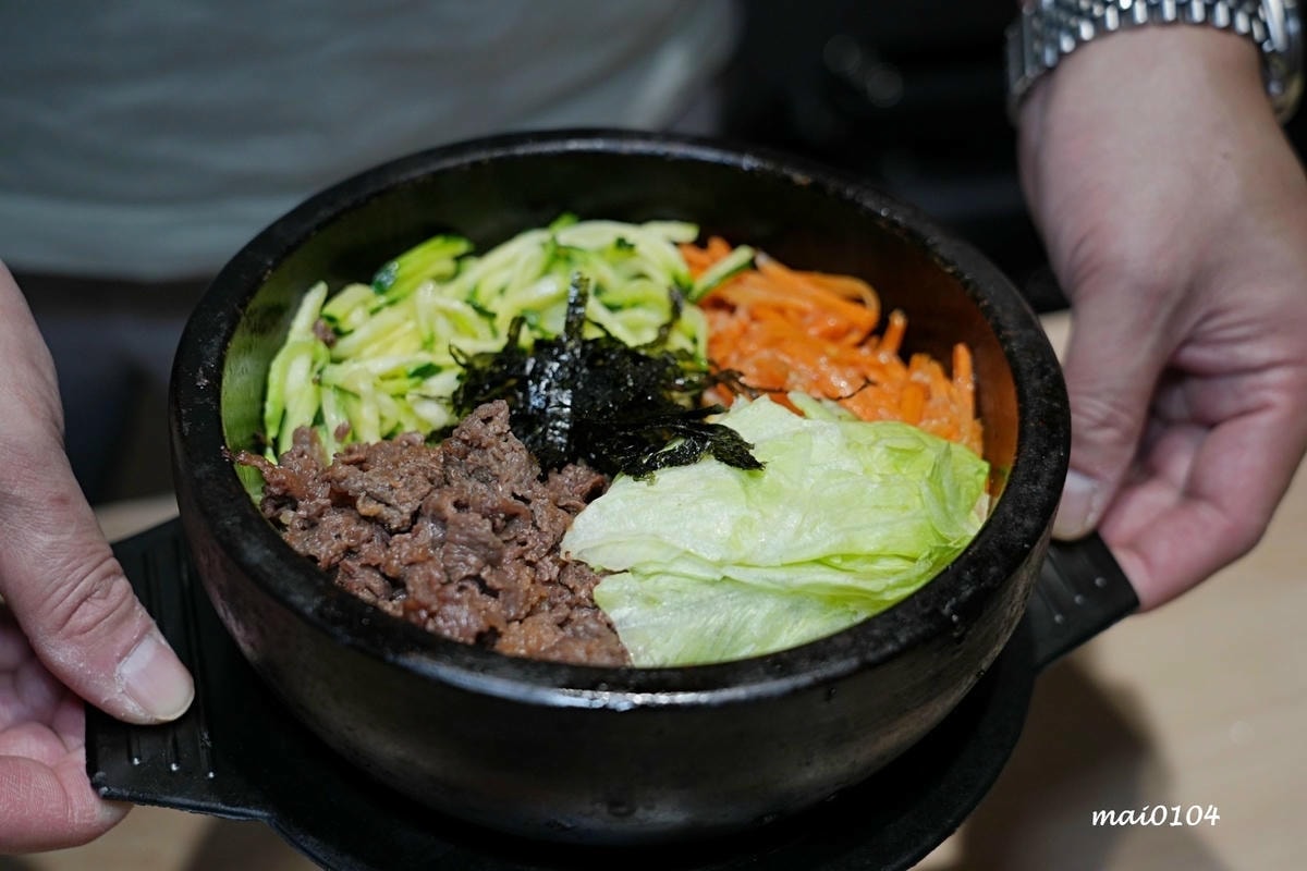 中壢韓式料理推薦｜馬柒韓式料理～麥茶、韓式小菜吃到飽，不收服