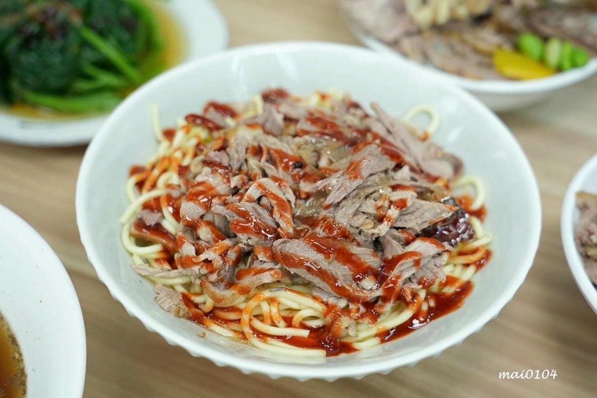 鐘予原味當歸鴨林口店～去骨鴨腿飯、鴨肉乾拌麵超推，當歸湯內用