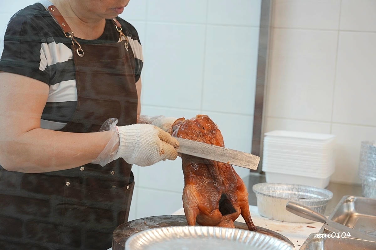 台北松山美食|京城烤鴨信義永吉店~烤鴨兩吃到五吃,還可以吃的 台北松山美食|京城烤鴨信義永吉店~烤鴨兩吃到五吃,還可以吃的