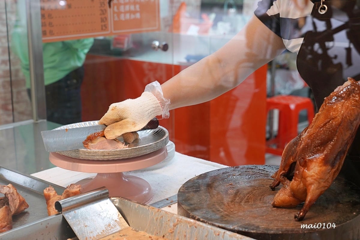 台北松山美食|京城烤鴨信義永吉店~烤鴨兩吃到五吃,還可以吃的 台北松山美食|京城烤鴨信義永吉店~烤鴨兩吃到五吃,還可以吃的