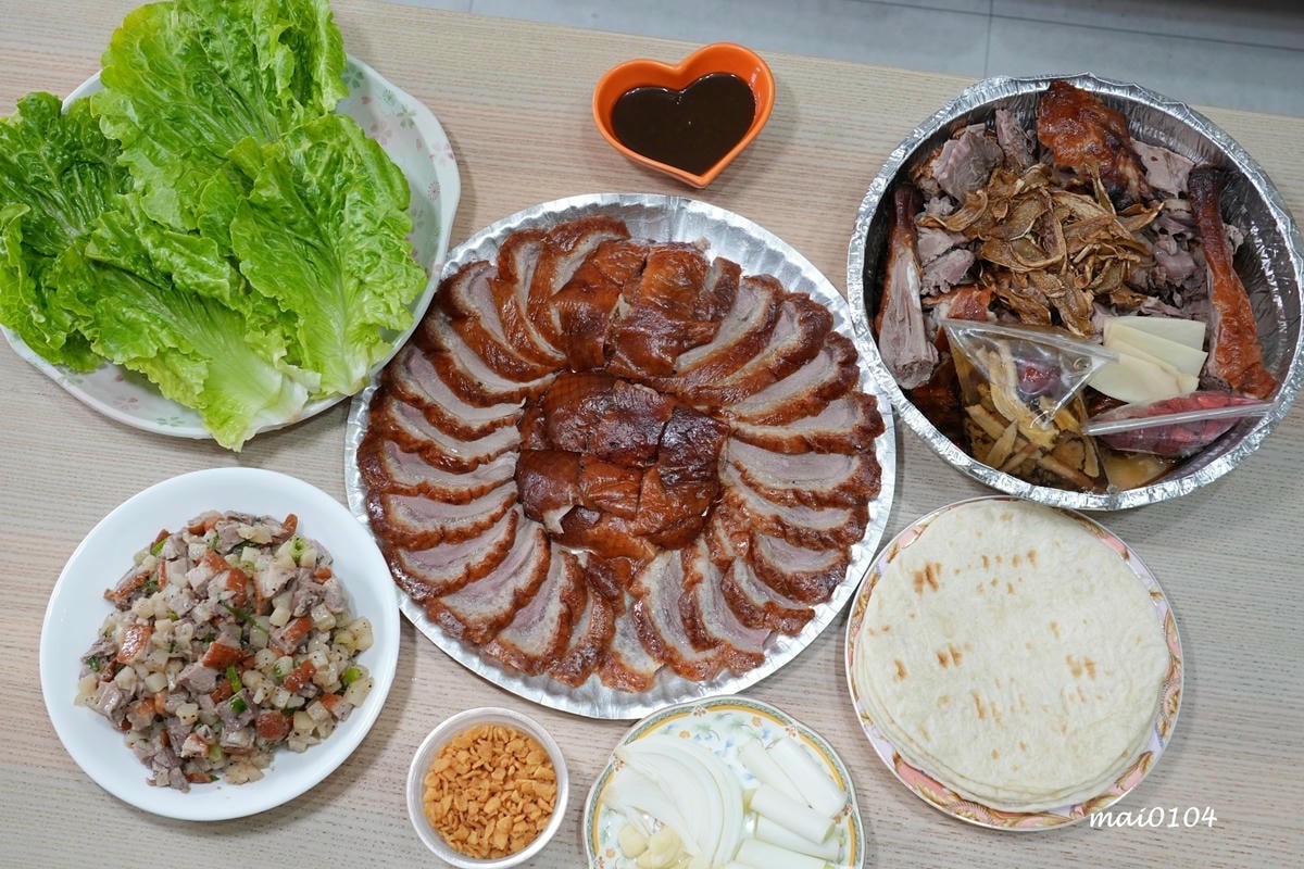 台北松山美食|京城烤鴨信義永吉店~烤鴨兩吃到五吃,還可以吃的 台北松山美食|京城烤鴨信義永吉店~烤鴨兩吃到五吃,還可以吃的