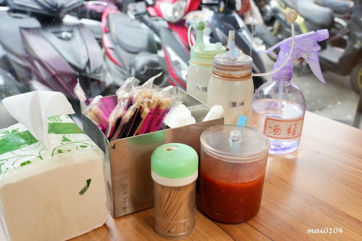 中壢老字號涼麵,在地經營逾二十個年頭以上,是人氣、排隊老店, 中壢老字號涼麵,在地經營逾二十個年頭以上,是人氣、排隊老店,