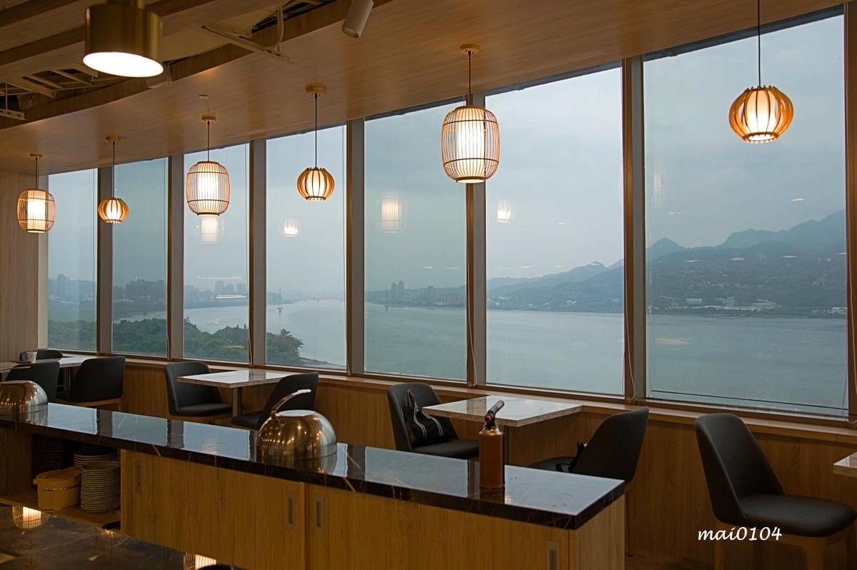 淡水無敵海景餐廳，可欣賞海天一色、絕美夕陽，人氣爆紅高CP值