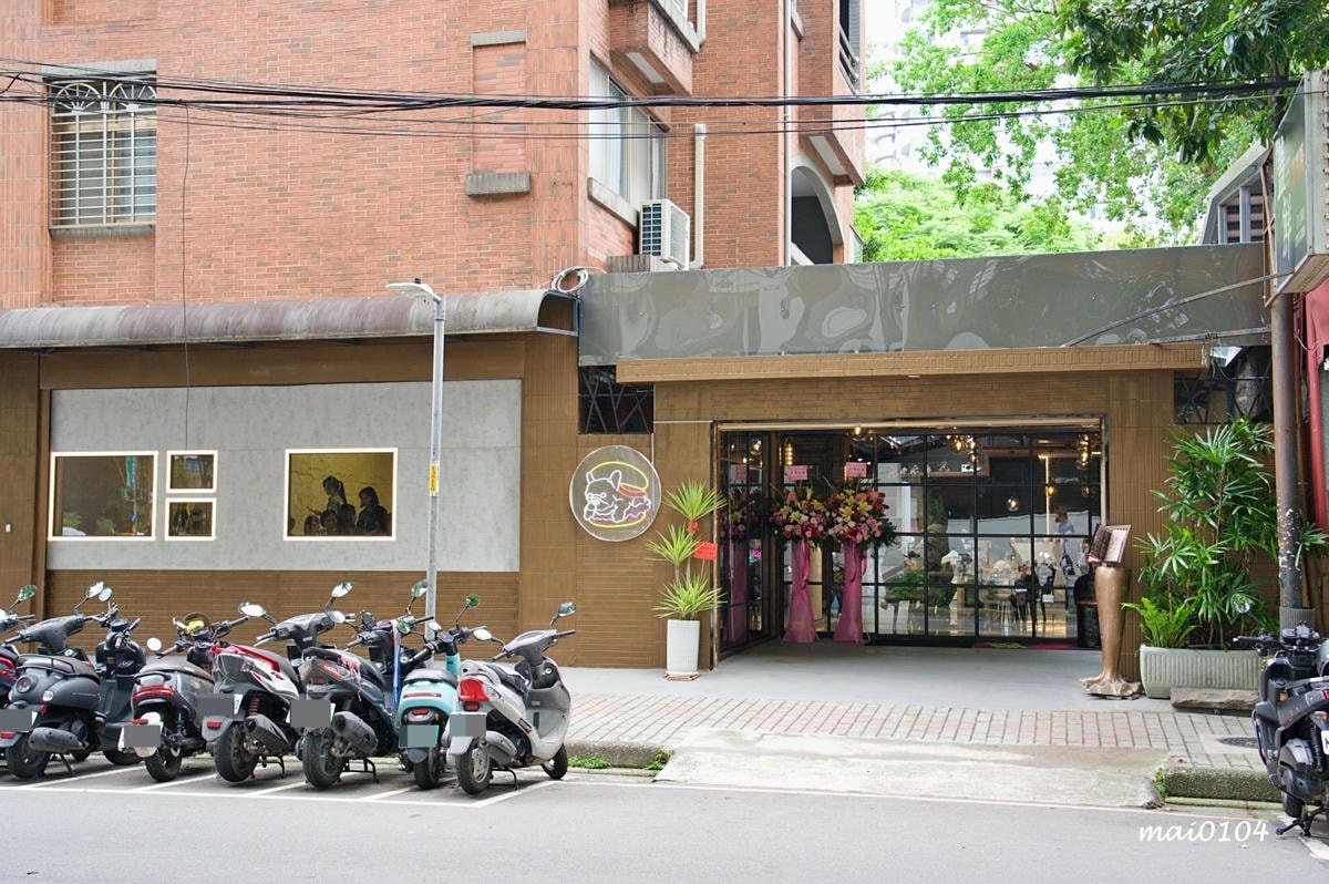 新店美食｜Eat enjoy意享美式廚房新店店～超浮誇的龍蝦
