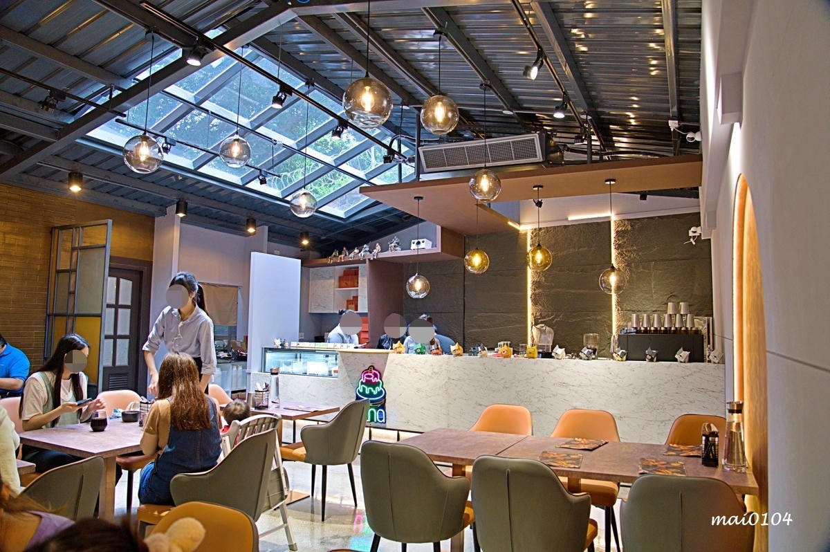 新店美食｜Eat enjoy意享美式廚房新店店～超浮誇的龍蝦