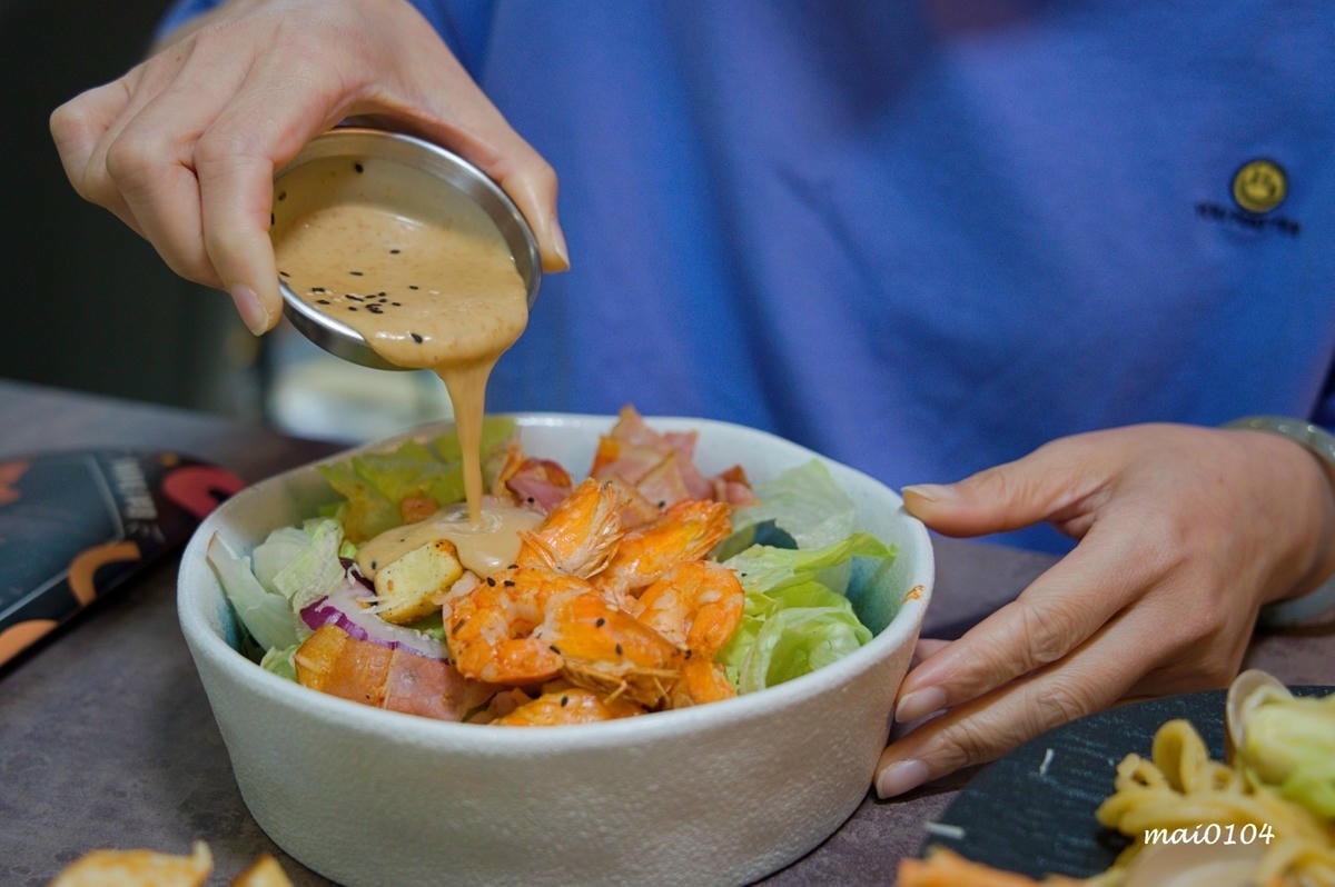 新店美食｜Eat enjoy意享美式廚房新店店～超浮誇的龍蝦