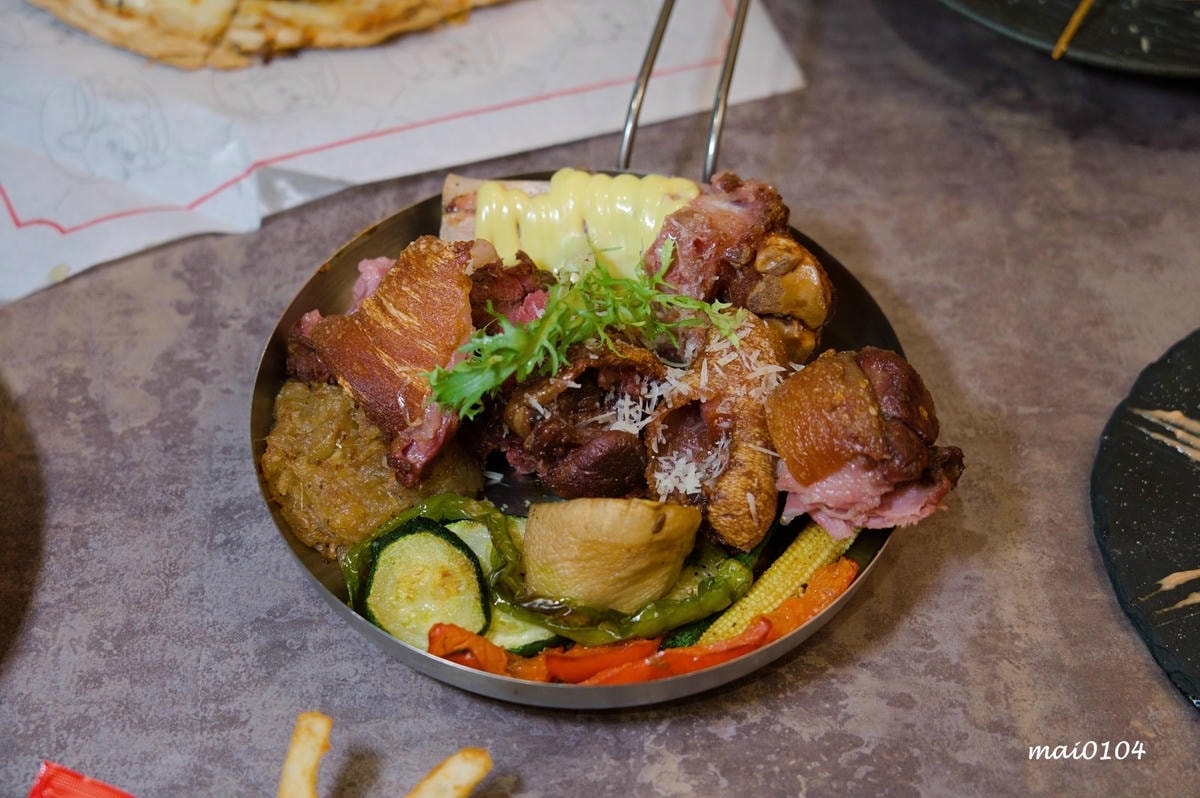 新店美食｜Eat enjoy意享美式廚房新店店～超浮誇的龍蝦