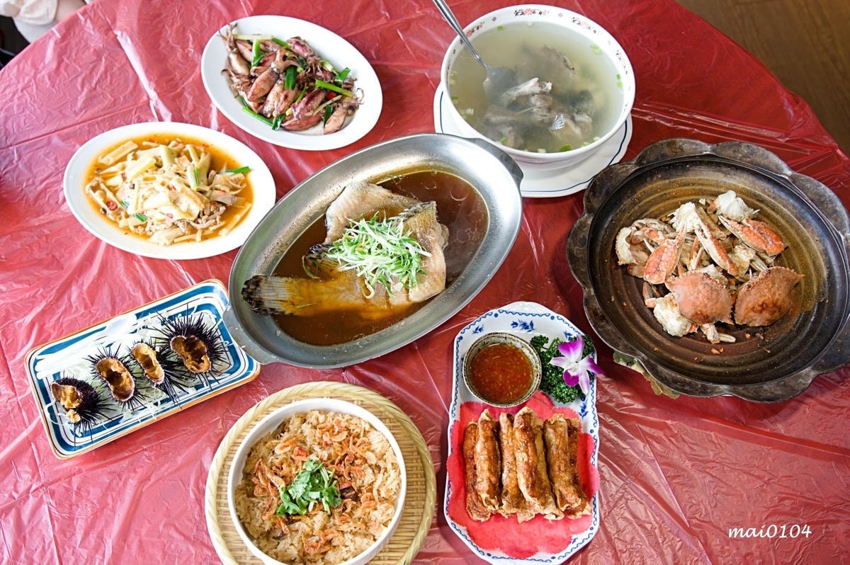 野柳風景區美食餐廳推薦｜阿杰萬里蟹～連在地人都大推的海鮮餐廳