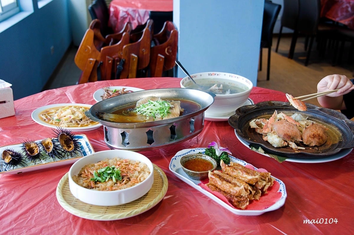 野柳風景區美食餐廳推薦｜阿杰萬里蟹～連在地人都大推的海鮮餐廳