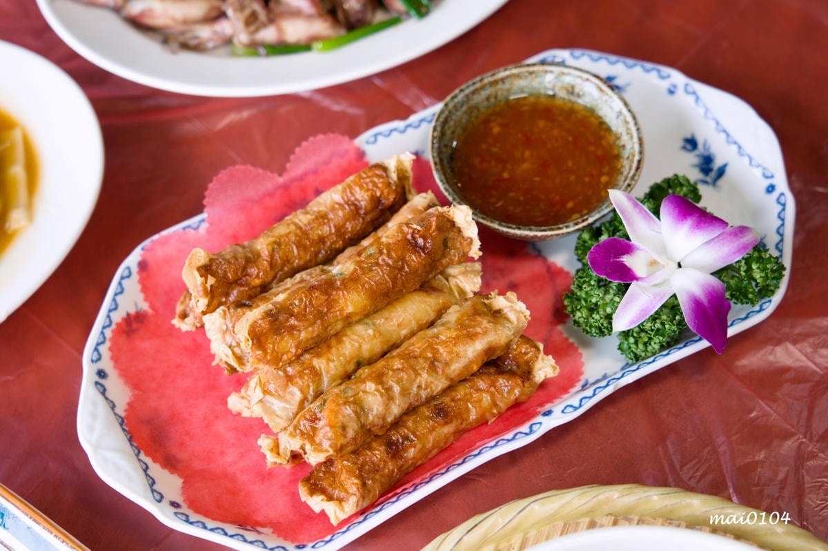野柳風景區美食餐廳推薦｜阿杰萬里蟹～連在地人都大推的海鮮餐廳