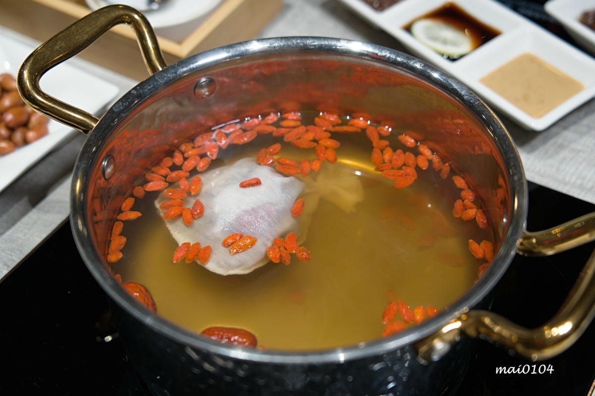 桃園火鍋｜大明星頂流涮涮鍋～隱身在大樓裡的私人招待所、高檔食