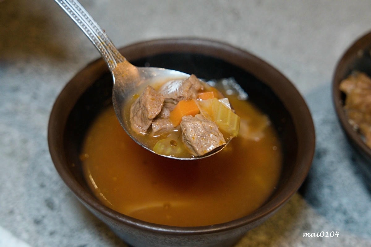 桃園燒肉吃到飽｜鬥佐碳火燒肉職人桃園店～日本A5和牛、鮭魚菲