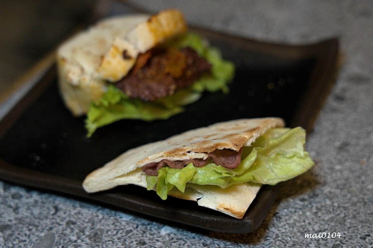 桃園燒肉吃到飽｜鬥佐碳火燒肉職人桃園店～日本A5和牛、鮭魚菲