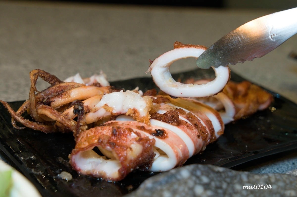 桃園燒肉吃到飽｜鬥佐碳火燒肉職人桃園店～日本A5和牛、鮭魚菲