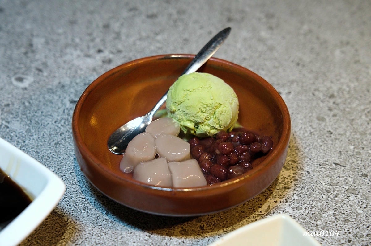 桃園燒肉吃到飽｜鬥佐碳火燒肉職人桃園店～日本A5和牛、鮭魚菲