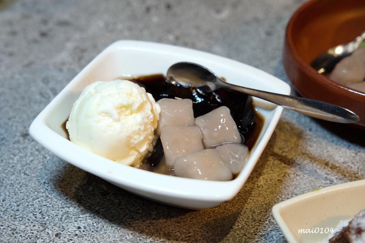 桃園燒肉吃到飽｜鬥佐碳火燒肉職人桃園店～日本A5和牛、鮭魚菲