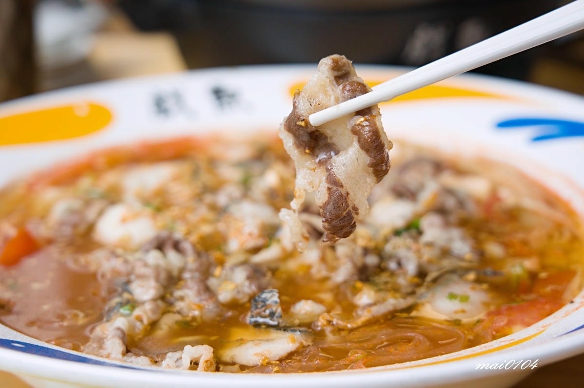 戲魚酸菜魚～可以喝的酸菜魚！選用高規格烏鱧魚，淋上白飯超下飯