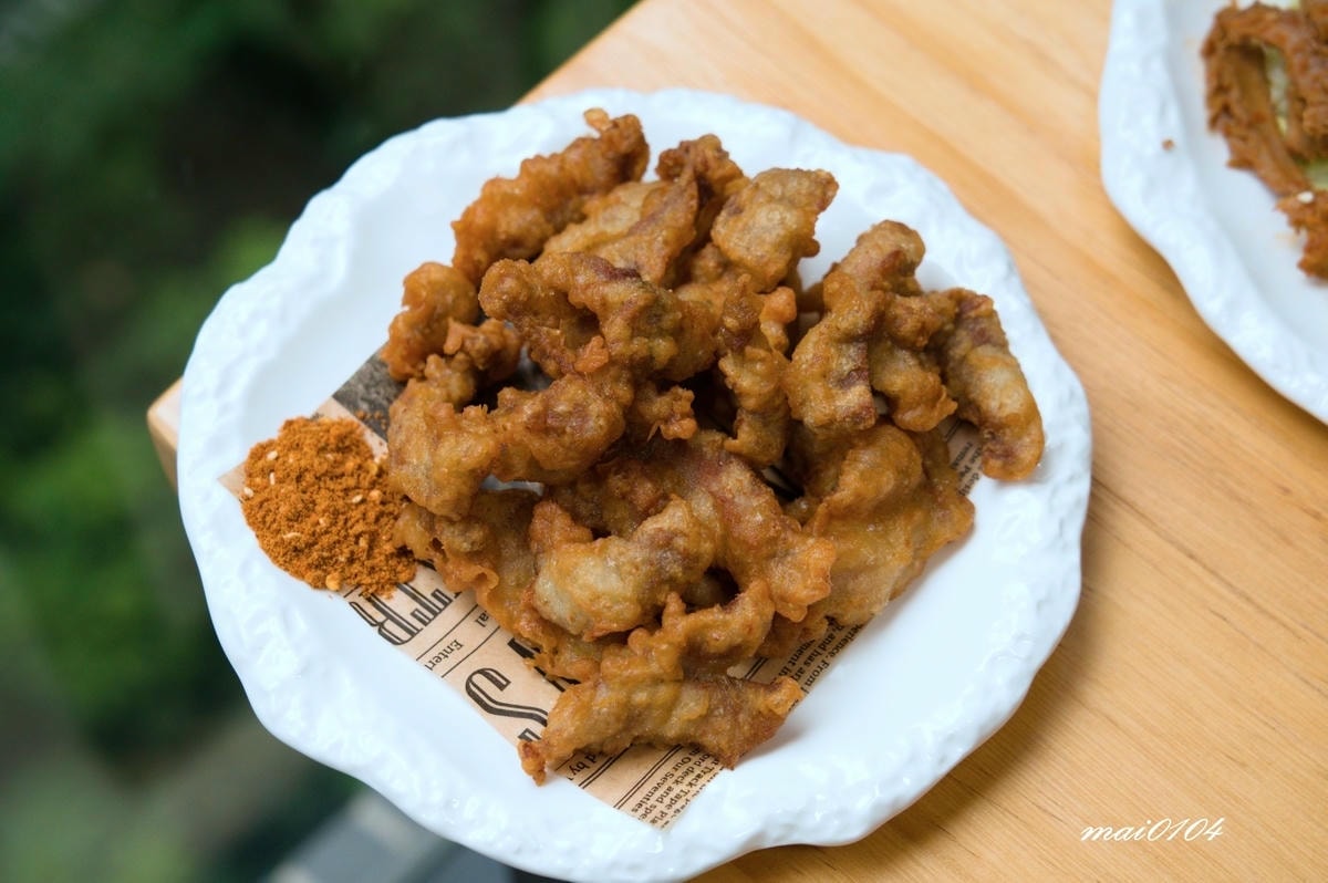 戲魚酸菜魚～可以喝的酸菜魚！選用高規格烏鱧魚，淋上白飯超下飯