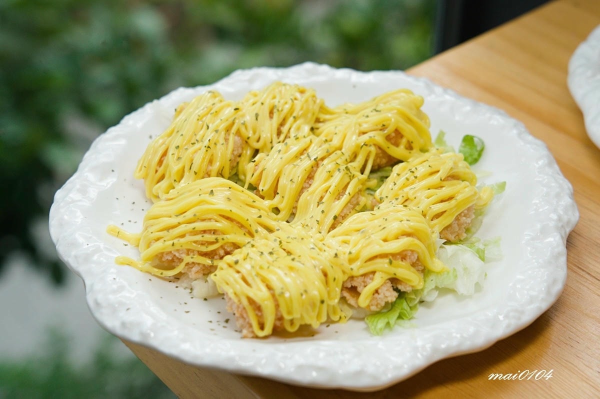 戲魚酸菜魚～可以喝的酸菜魚！選用高規格烏鱧魚，淋上白飯超下飯