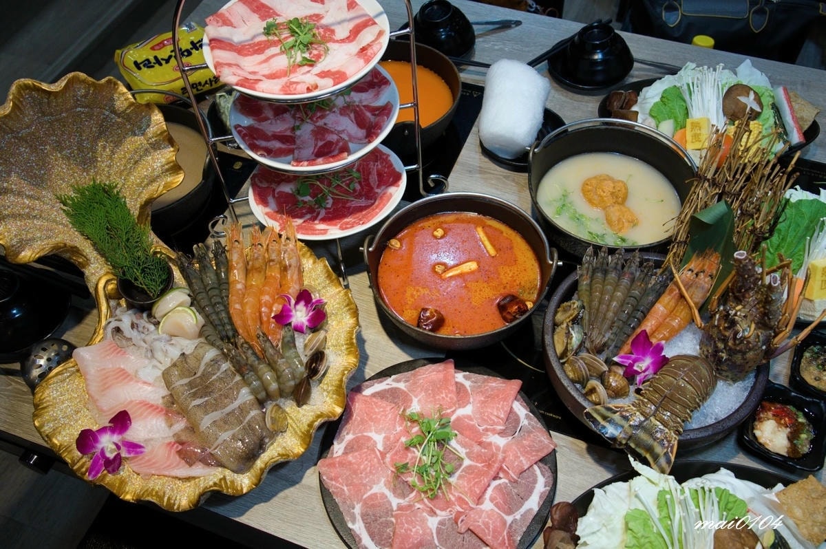 新北土城｜熟度精緻鍋物土城學士店～十多種特色鍋底、澎湃的海陸