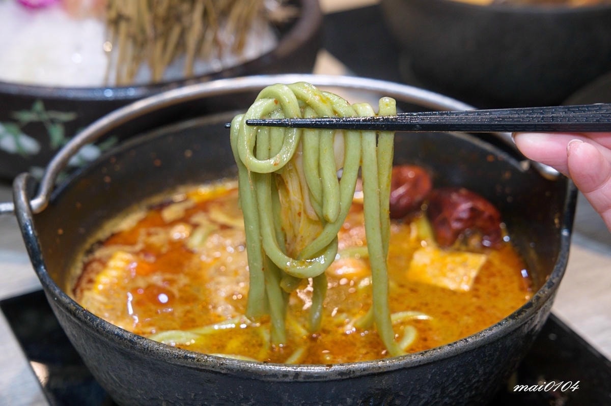 新北土城｜熟度精緻鍋物土城學士店～十多種特色鍋底、澎湃的海陸