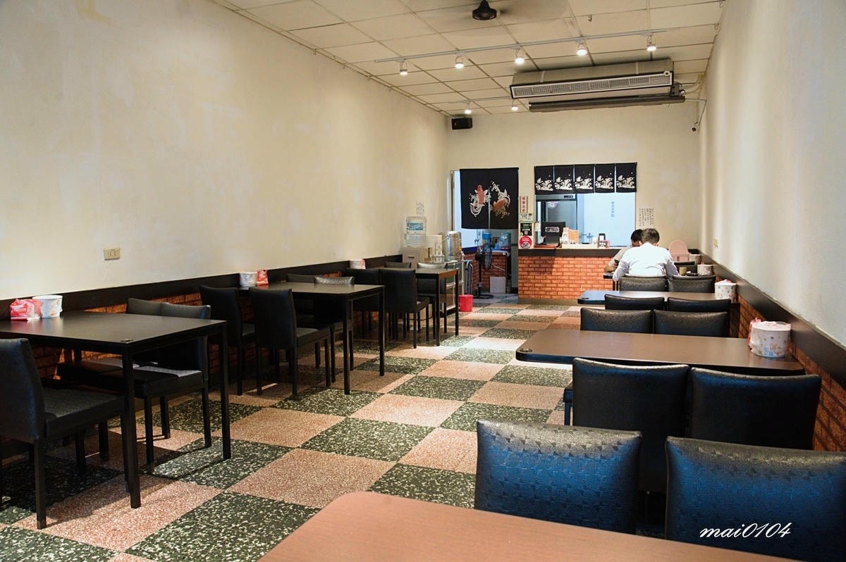 中壢美食｜豪饗開炒飯專賣店～飯類免費加大、內用白飯吃到飽、冬