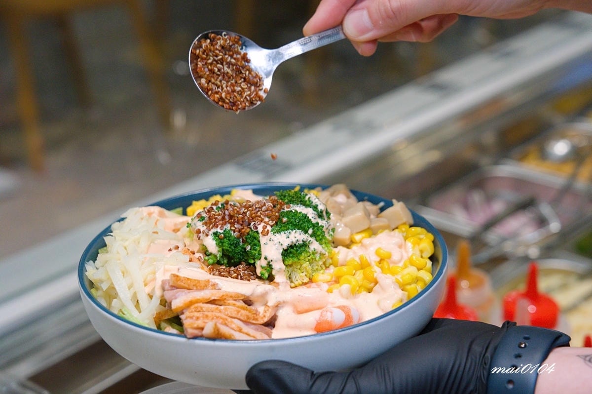 中壢美食｜彩碗colorbowlpoke中壢站前店～新開幕！