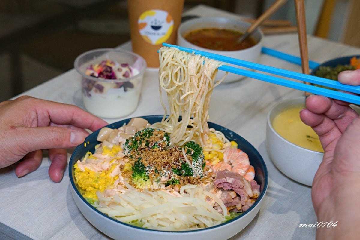 中壢美食｜彩碗colorbowlpoke中壢站前店～新開幕！
