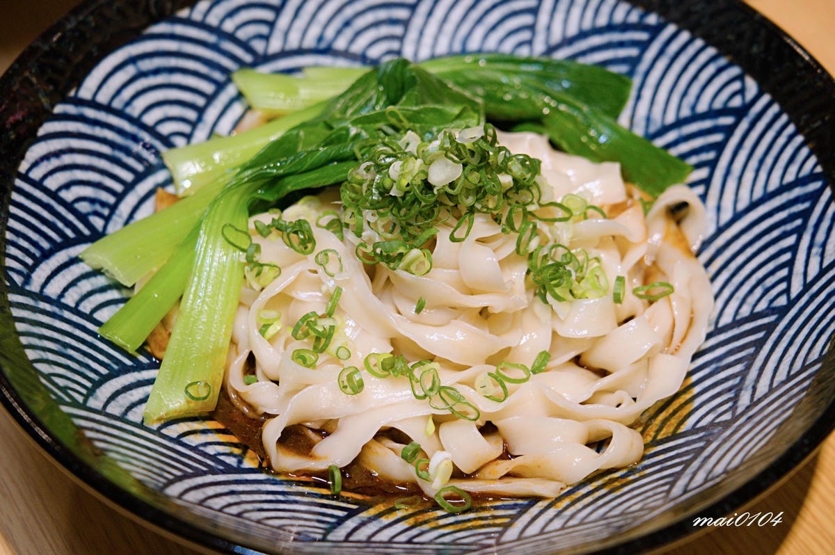 中壢平鎮美食｜集英會牛肉麵文化店～桃園超強牛肉麵！！內用居然