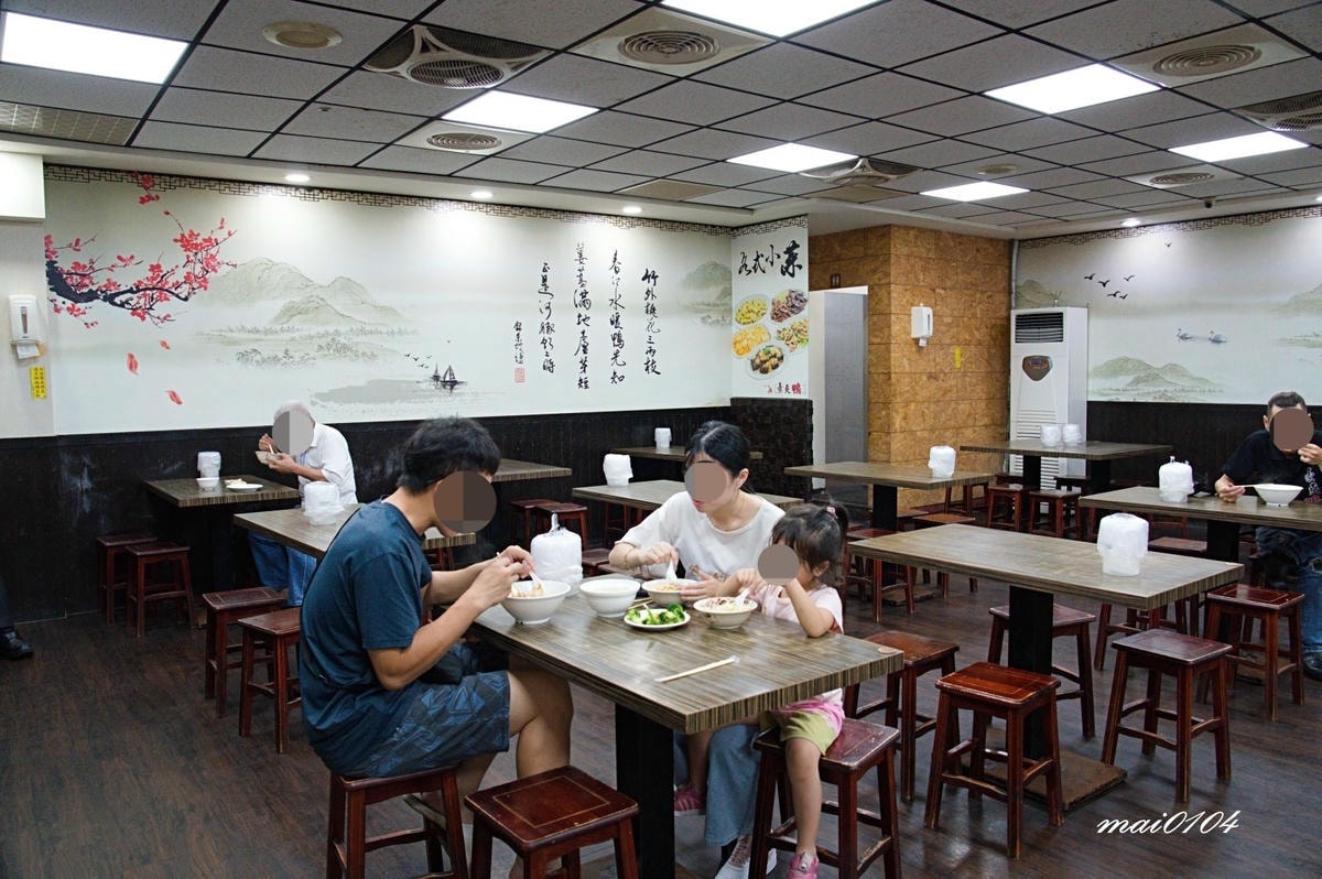 中壢鴨肉推薦｜豪爽鴨鴨肉專賣店中壢元化店～每月1號免費吃鴨肉
