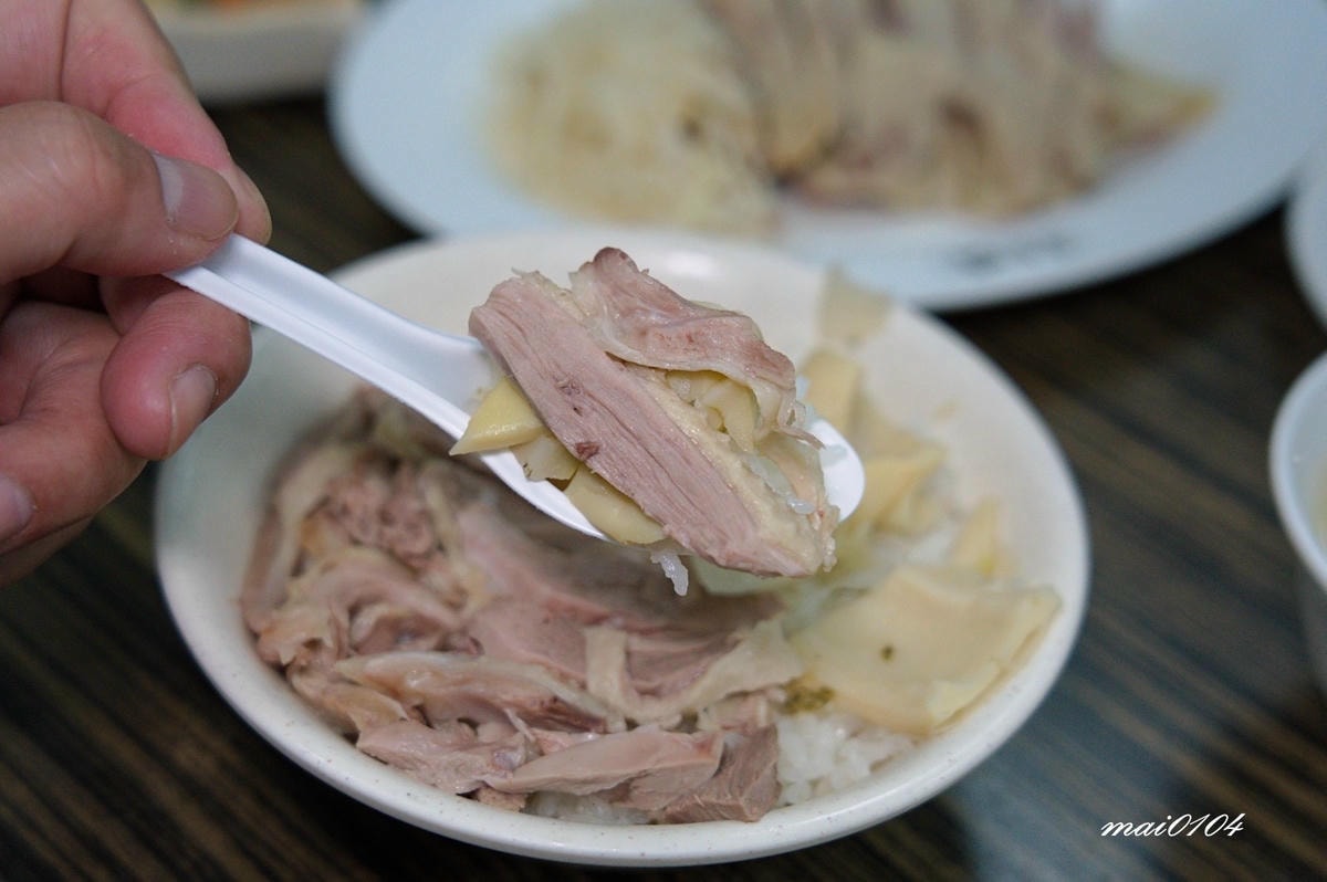 中壢鴨肉推薦｜豪爽鴨鴨肉專賣店中壢元化店～每月1號免費吃鴨肉