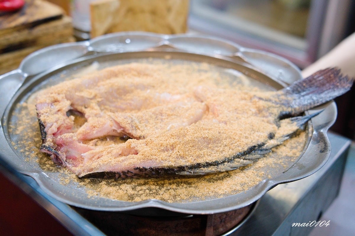 桃園美食｜花現烤物胡椒魚桃園中正店～平價美味又新鮮的魚蝦料理