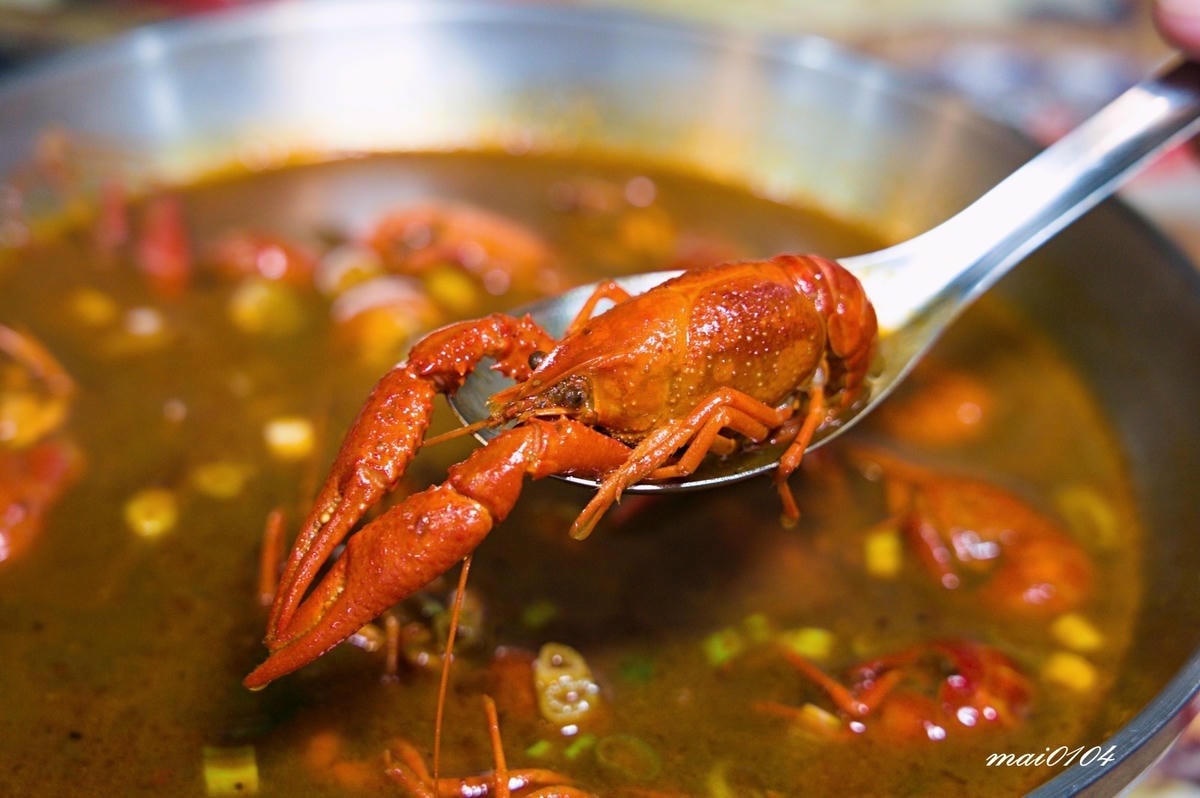 桃園美食｜花現烤物胡椒魚桃園中正店～平價美味又新鮮的魚蝦料理