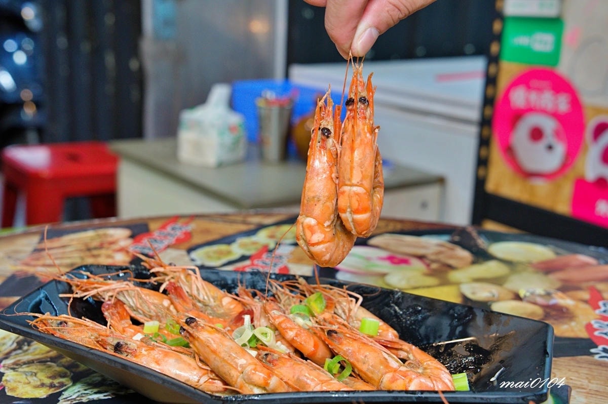 桃園美食｜花現烤物胡椒魚桃園中正店～平價美味又新鮮的魚蝦料理