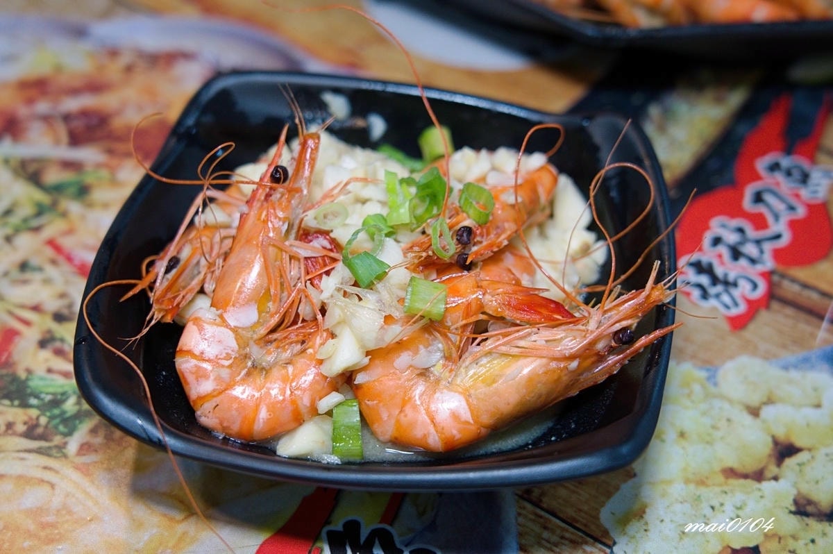 桃園美食｜花現烤物胡椒魚桃園中正店～平價美味又新鮮的魚蝦料理