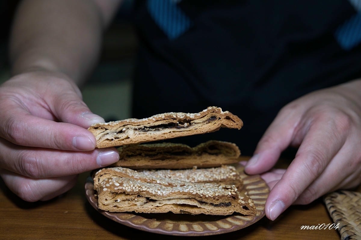 捨茶外人文茶館～不限時、免收服務費，茶點最低40元，中路特區