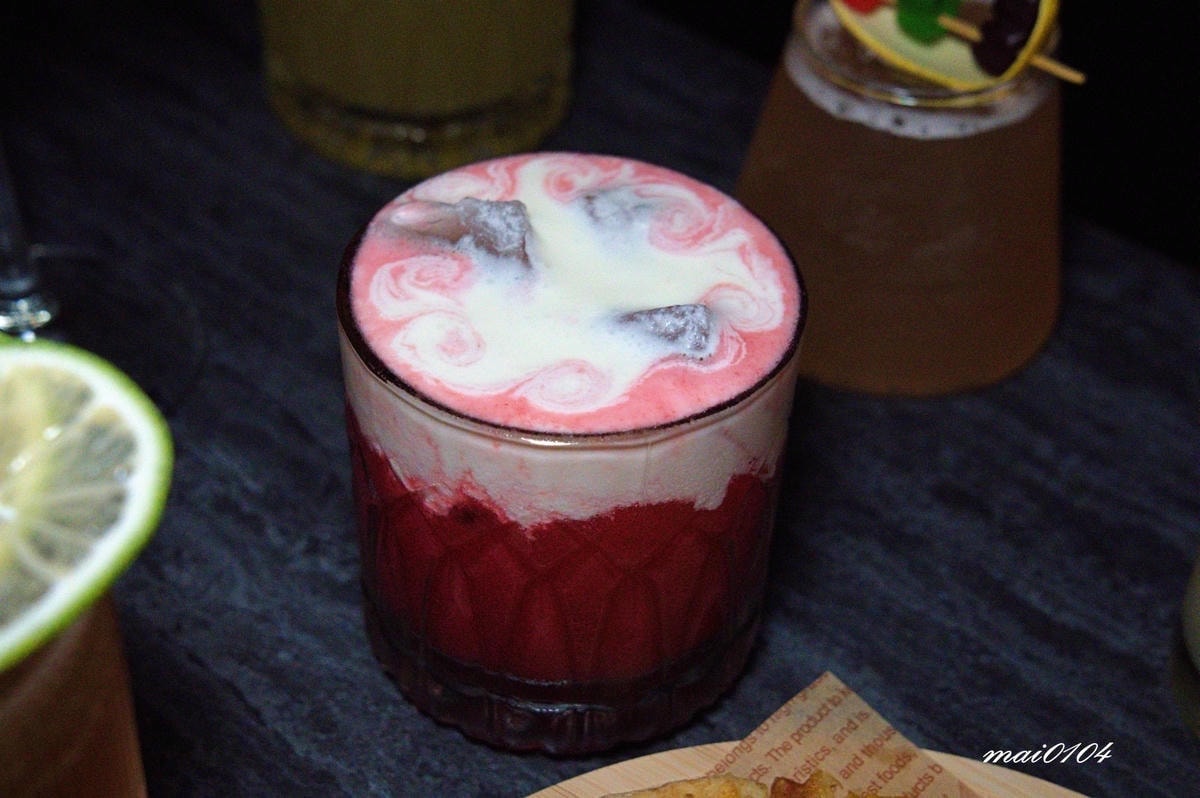 台北士林夜市酒吧｜Dobar士林店~隱藏在士林夜市裡的人氣酒