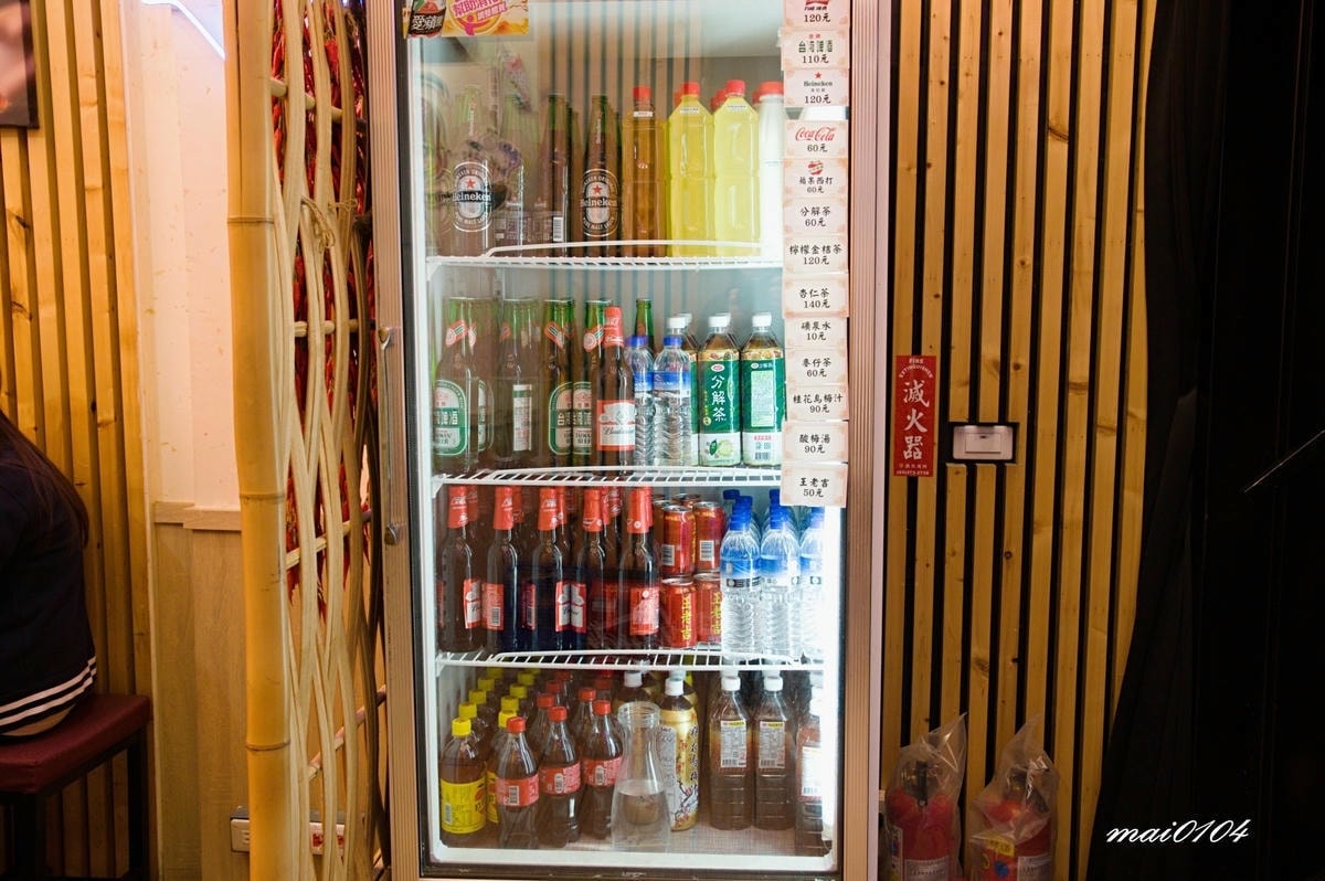 新竹火車站必吃美食︱爆川辣妹子烤魚新竹店～獨家嚴選比臉大的烤