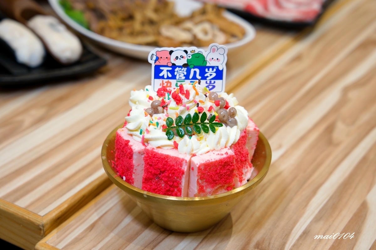 新竹火車站必吃美食︱爆川辣妹子烤魚新竹店～獨家嚴選比臉大的烤