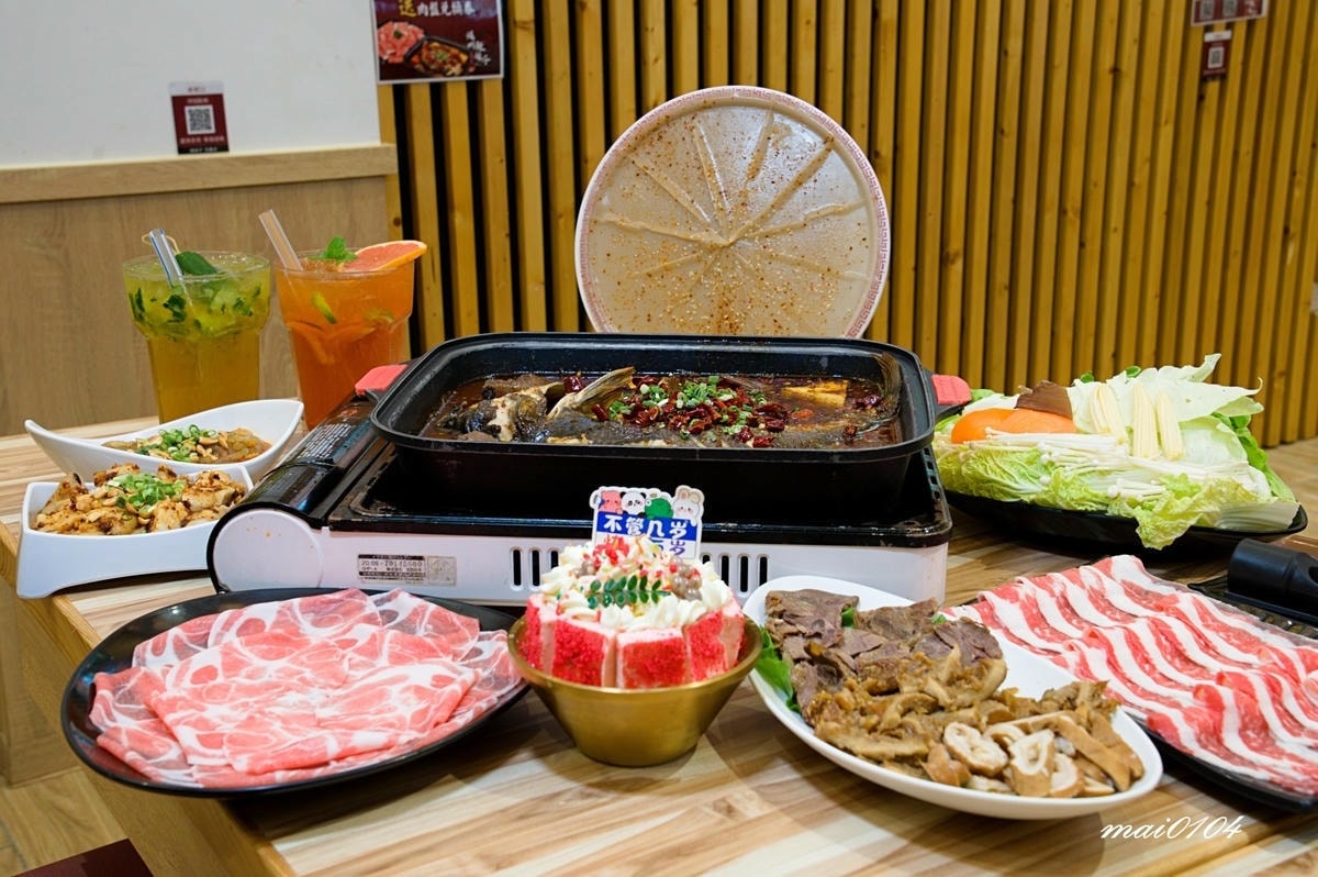 新竹火車站必吃美食︱爆川辣妹子烤魚新竹店～獨家嚴選比臉大的烤