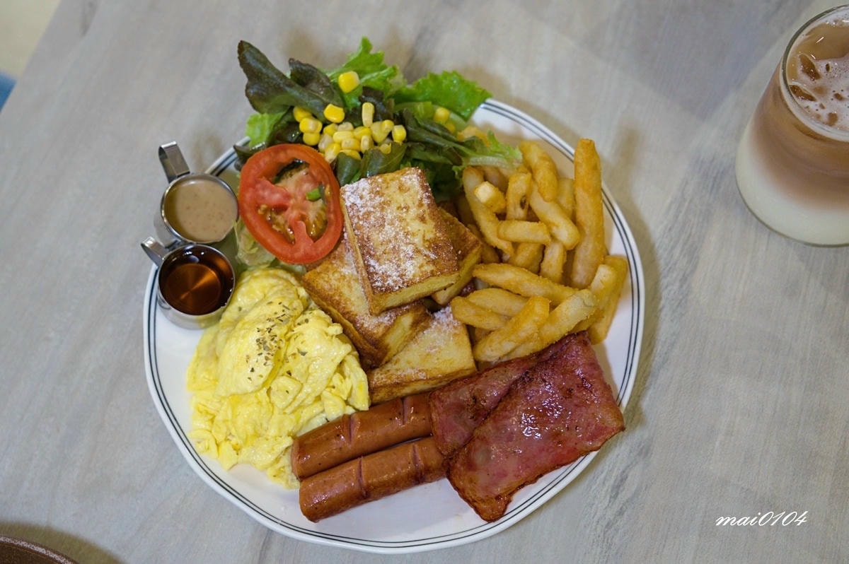 桃園青埔早午餐推薦｜小巷43-Alley Cafe～免服務費