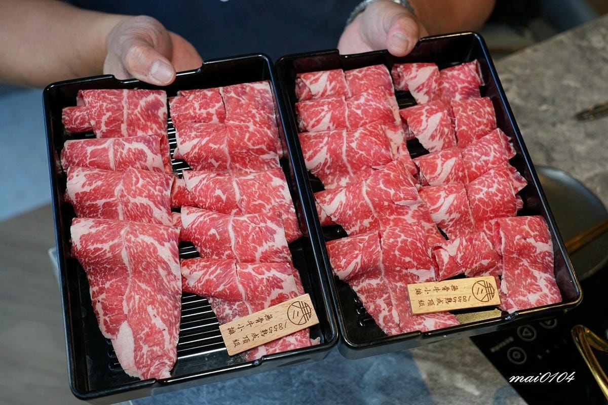 桃園火鍋｜寒聚精緻鍋物桃園正光店～中路特區美食、用餐享自助吧