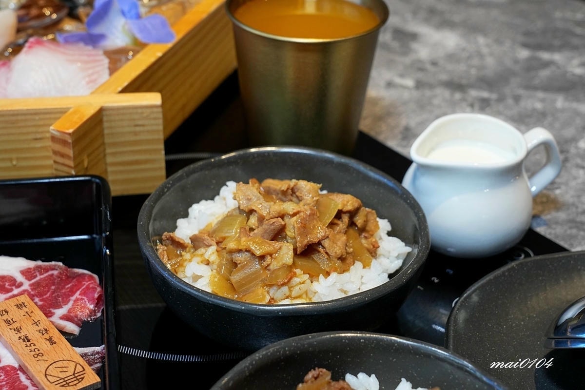 桃園火鍋｜寒聚精緻鍋物桃園正光店～中路特區美食、用餐享自助吧