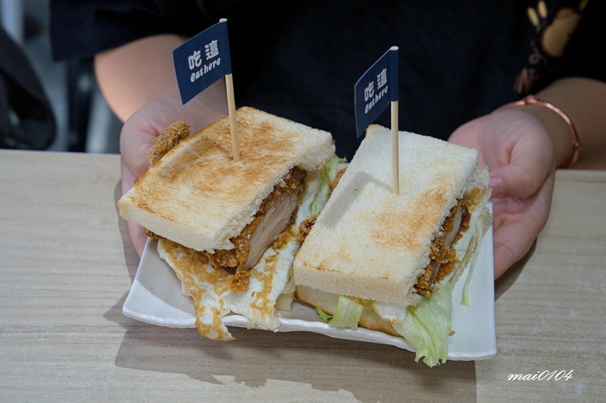 Eat here吃這炭火土司內壢成章店～新開幕！限時兩天炭火