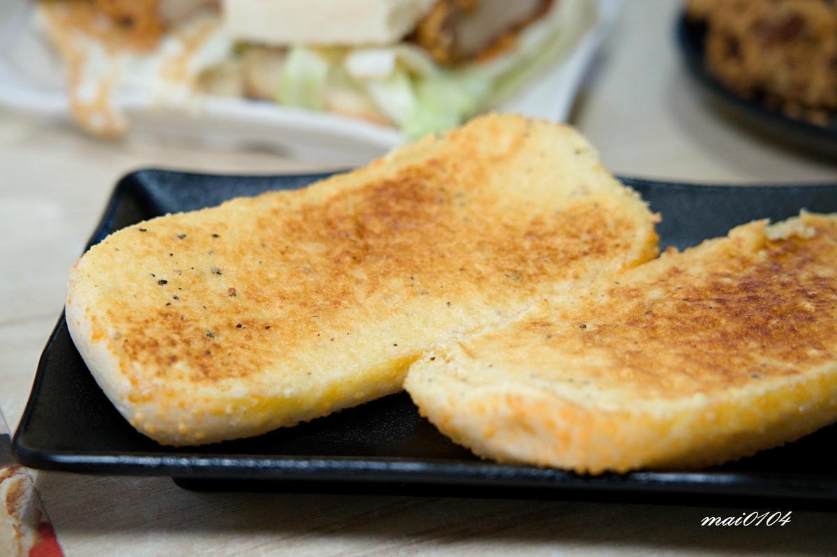 Eat here吃這炭火土司內壢成章店～新開幕！限時兩天炭火